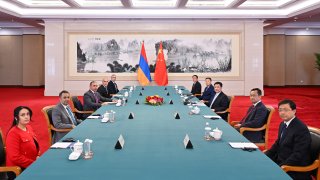 Քննչական կոմիտեի նախագահ Արթուր Պողոսյանը Պեկինում հանդիպել է ՉԺՀ հանրային անվտանգության նախարարին